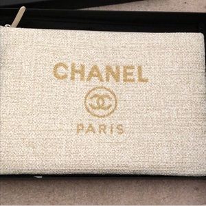Chanel clutch